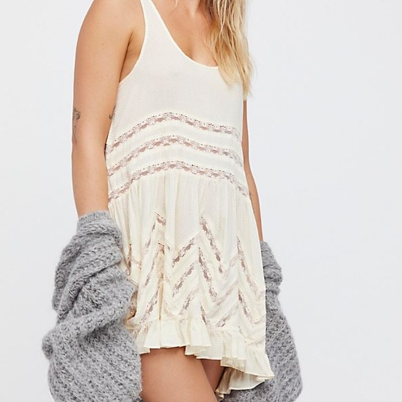 Free People Dresses & Skirts - Free People Voile and Lace Trapese Slip